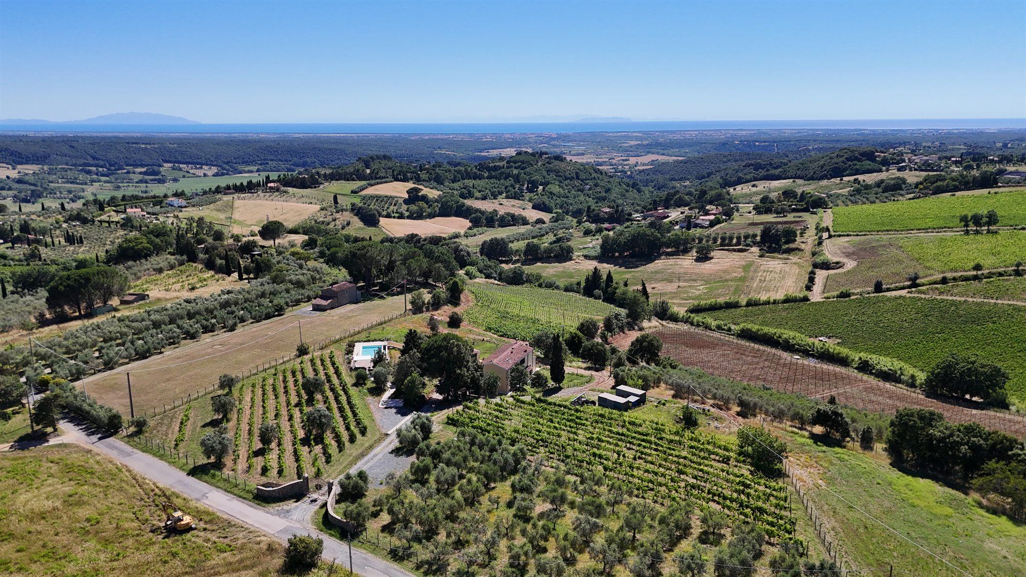 La Cava mit Blick über die Toskana bis zum Meer